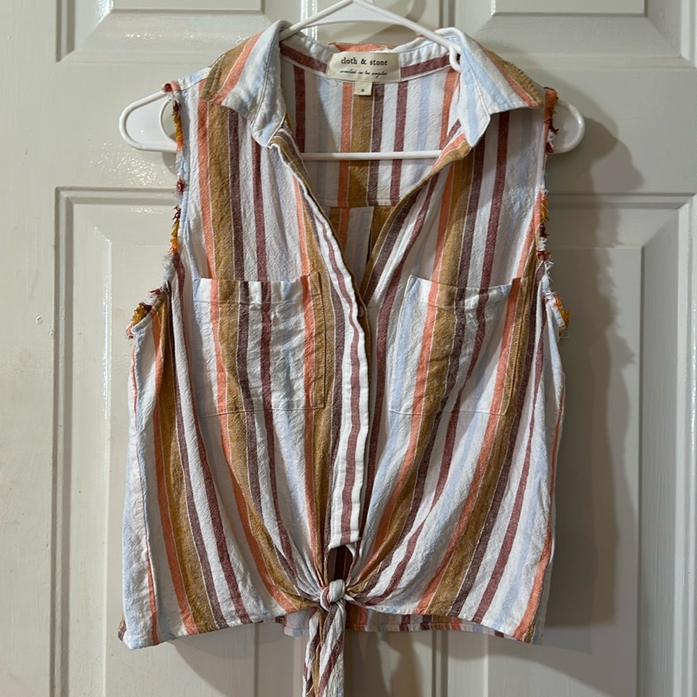 Sleeveless top